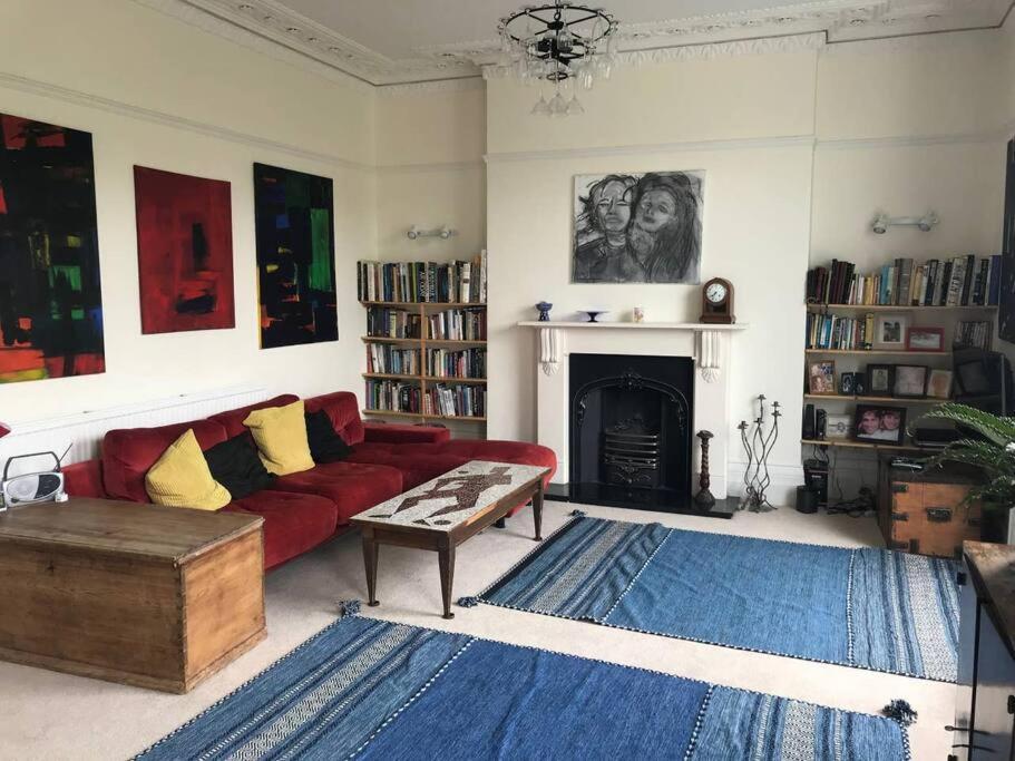 Stunning Arty Apartment In The Heart Of Clifton Μπρίστολ Εξωτερικό φωτογραφία